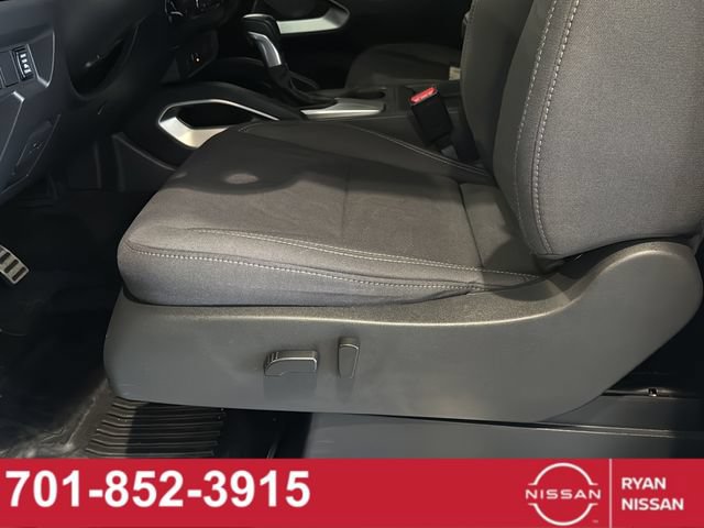 Used 2022 Nissan Frontier SV AWD/4WD image 34