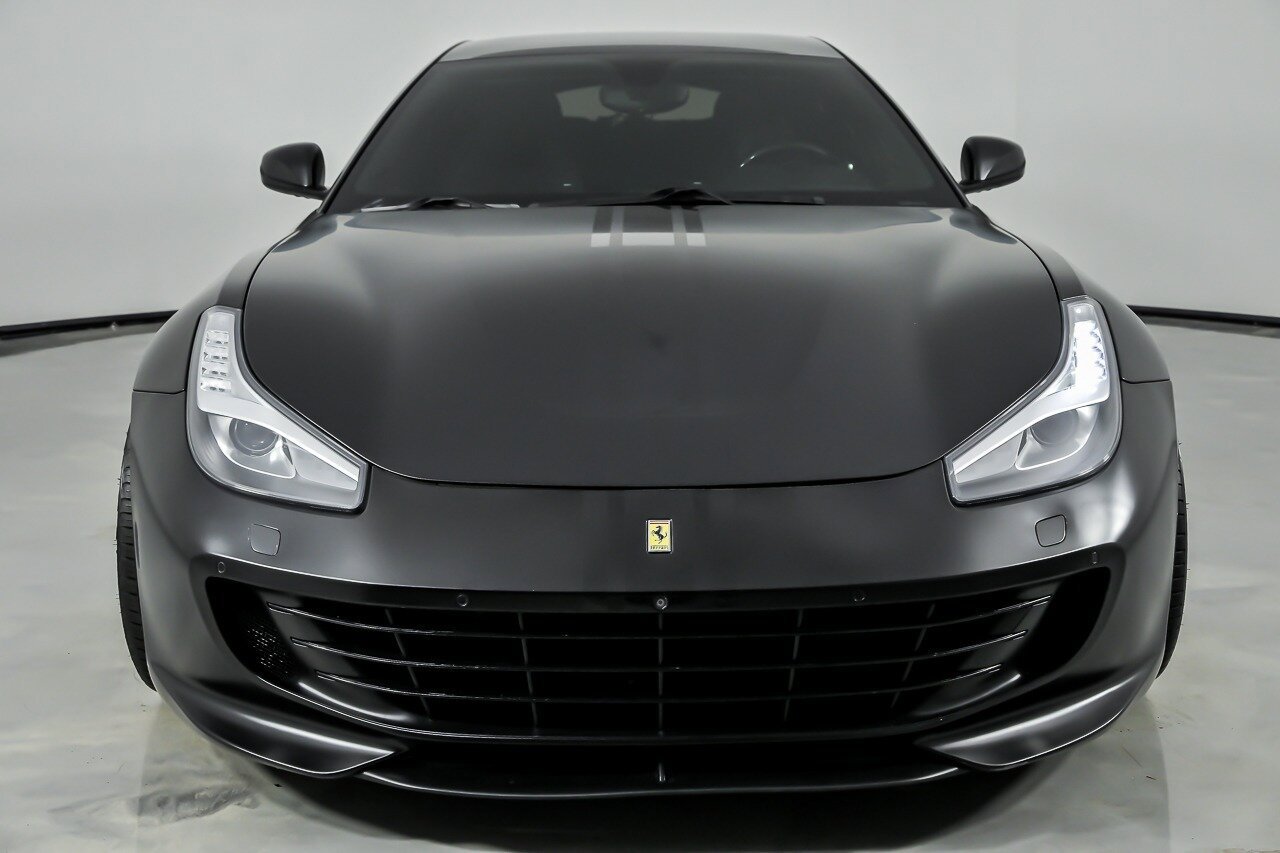Used 2017 Ferrari GTC4Lusso AWD/4WD image 5