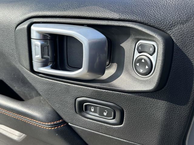 Used 2022 Jeep Gladiator Mojave image 16