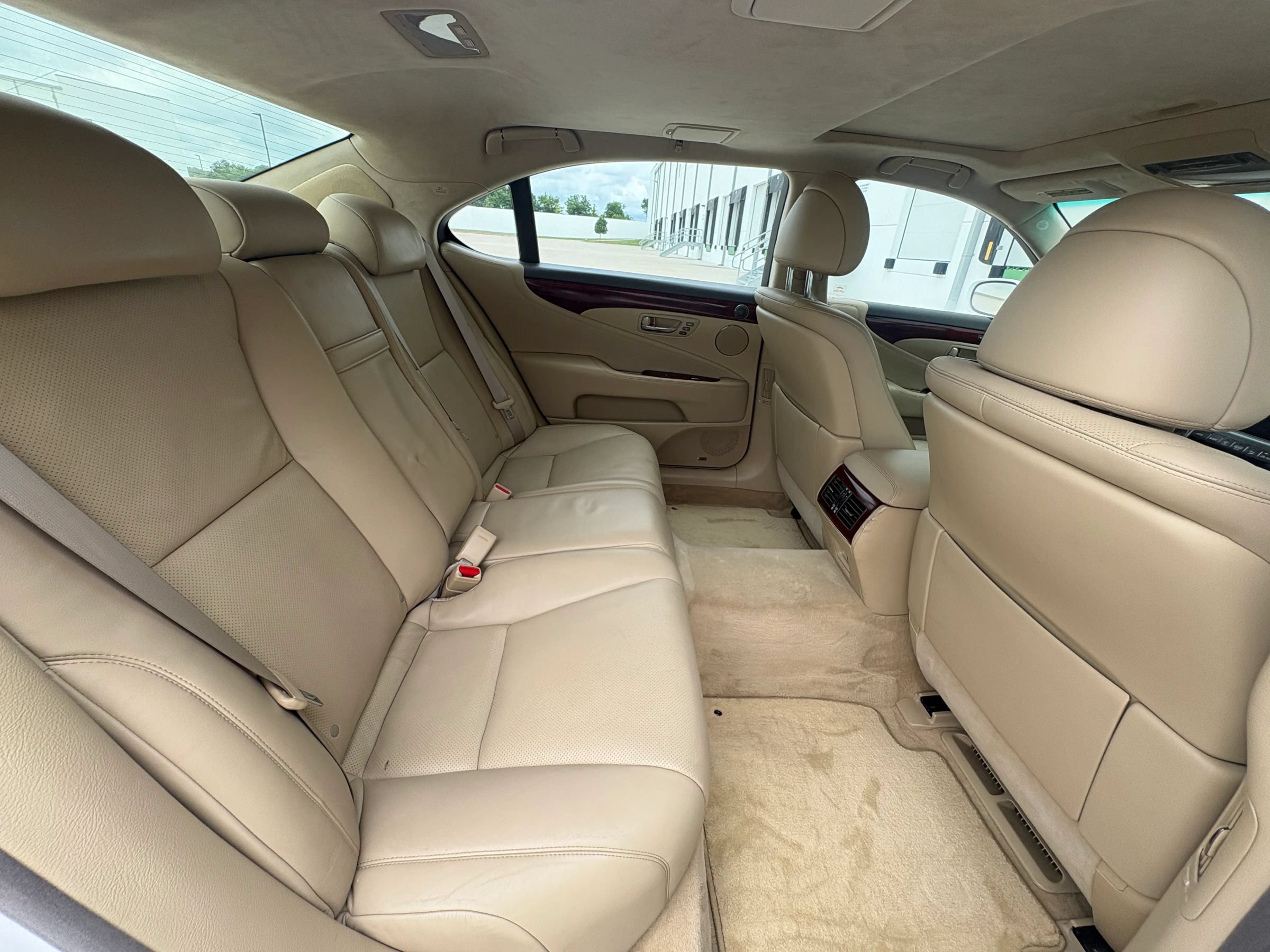 Used 2007 Lexus LS 460 L RWD image 18