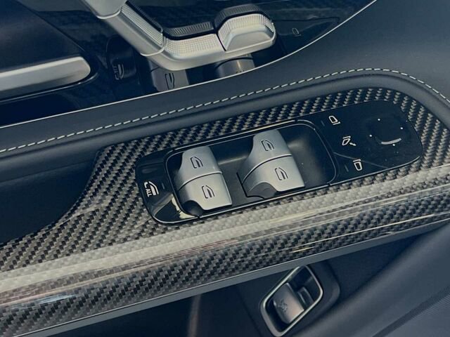 New 2024 Mercedes-Benz SL 55 AMG 4MATIC image 13