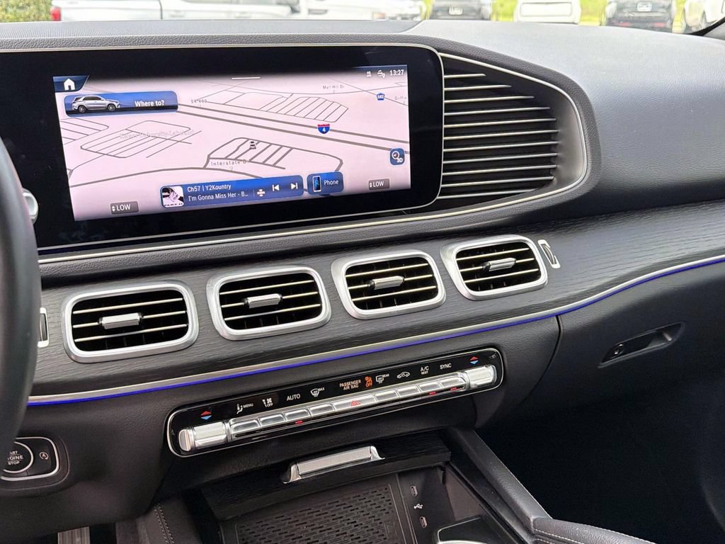 Used 2025 Mercedes-Benz GLE 450 4MATIC w/ Winter Package image 23