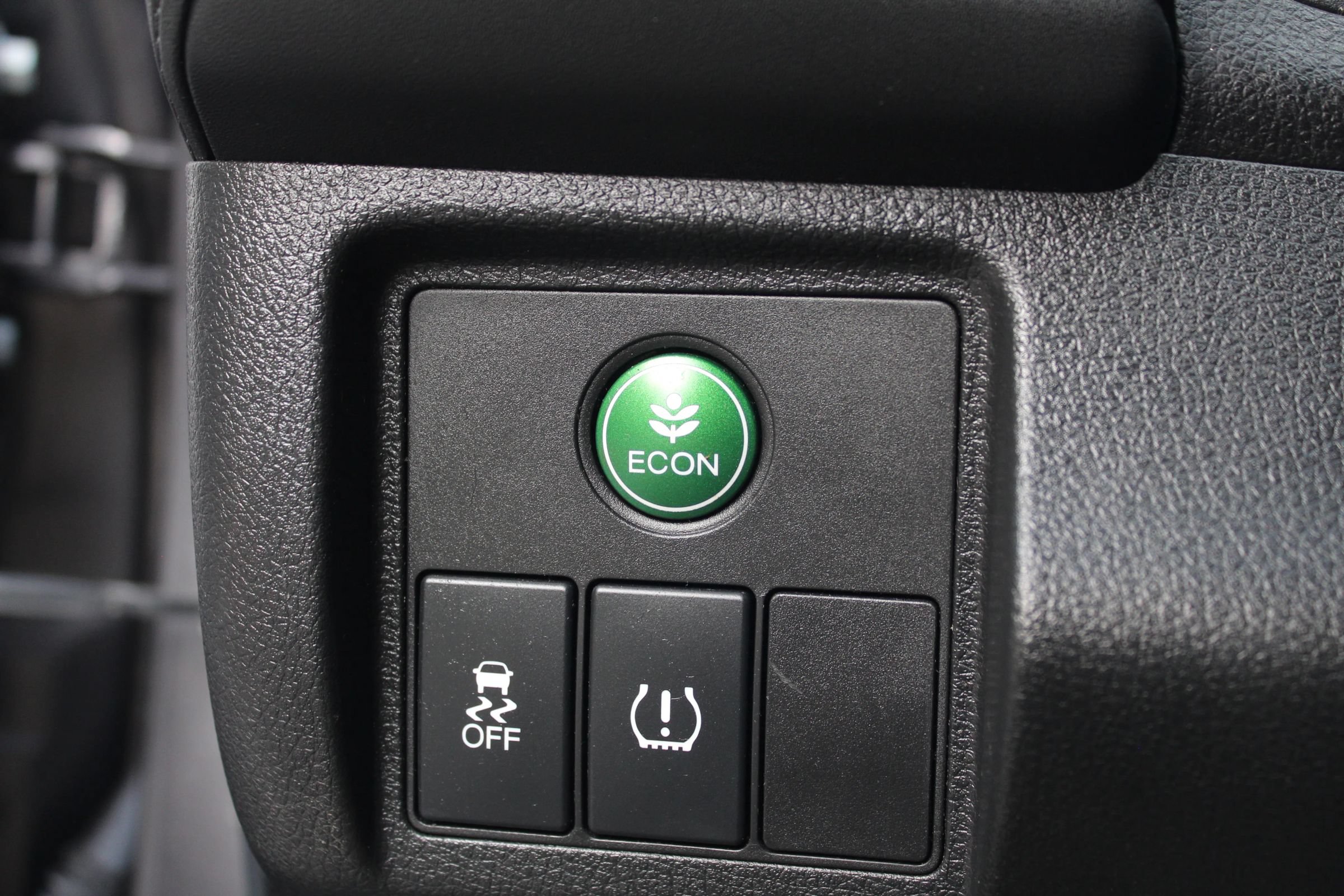 Used 2018 Honda HR-V EX image 24