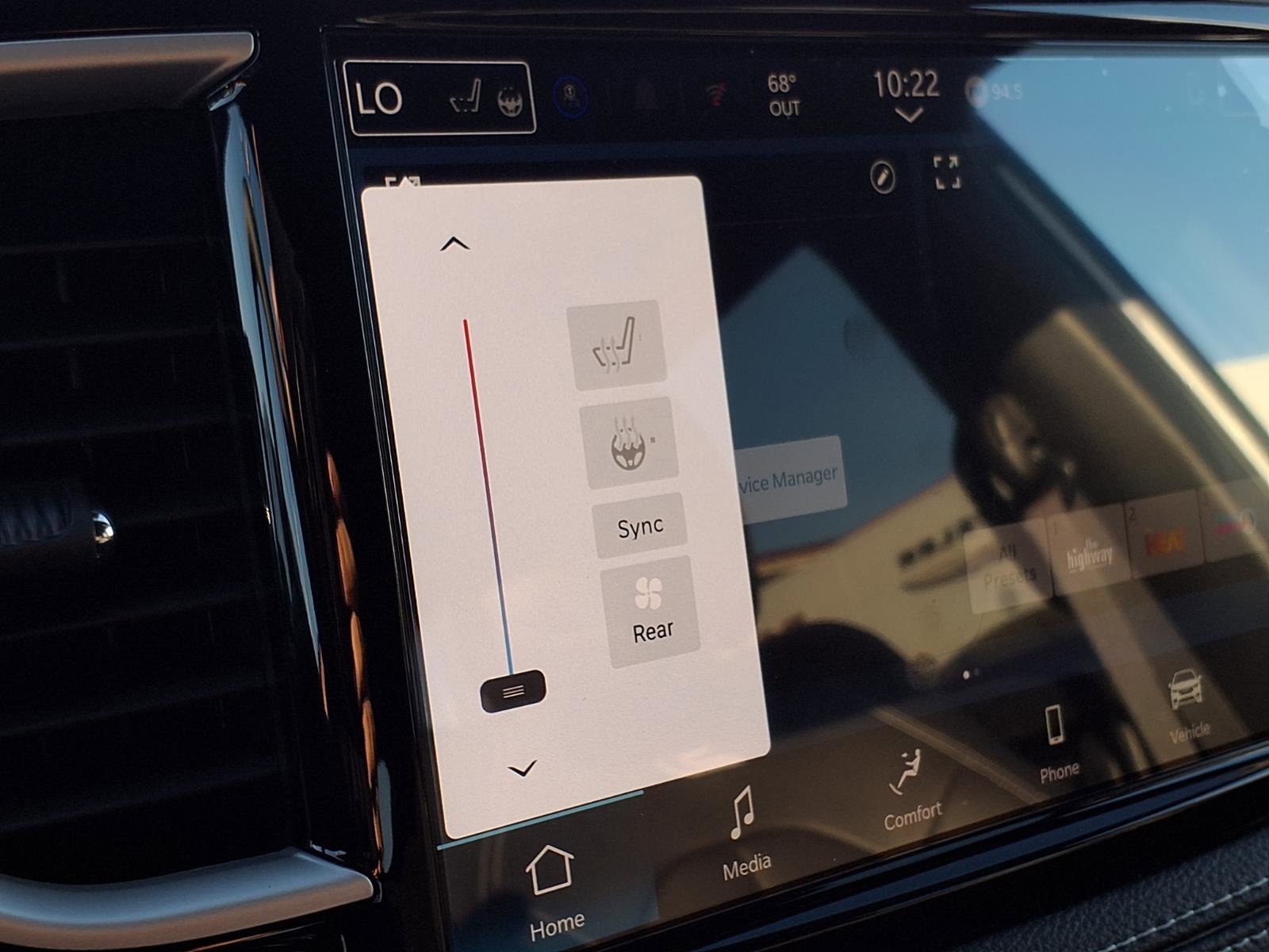 New 2026 Chrysler Pacifica Select w/ S Appearance Package image 15