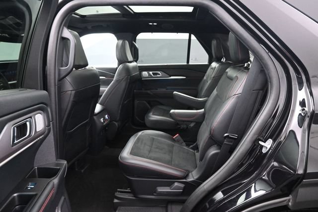 Certified 2025 Ford Explorer ST AWD/4WD image 22