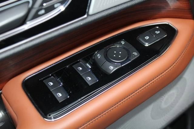 Used 2019 Lincoln Navigator L Reserve w/ Cargo Package AWD/4WD image 10