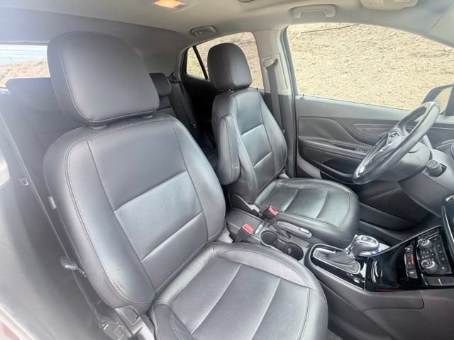 Used 2017 Buick Encore Essence w/ Experience Buick Package AWD/4WD image 32