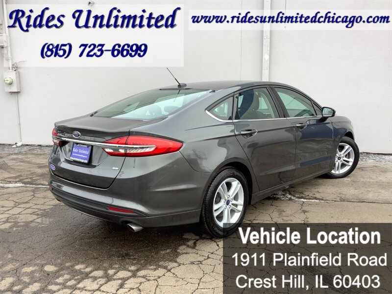 Used 2018 Ford Fusion SE FWD image 8