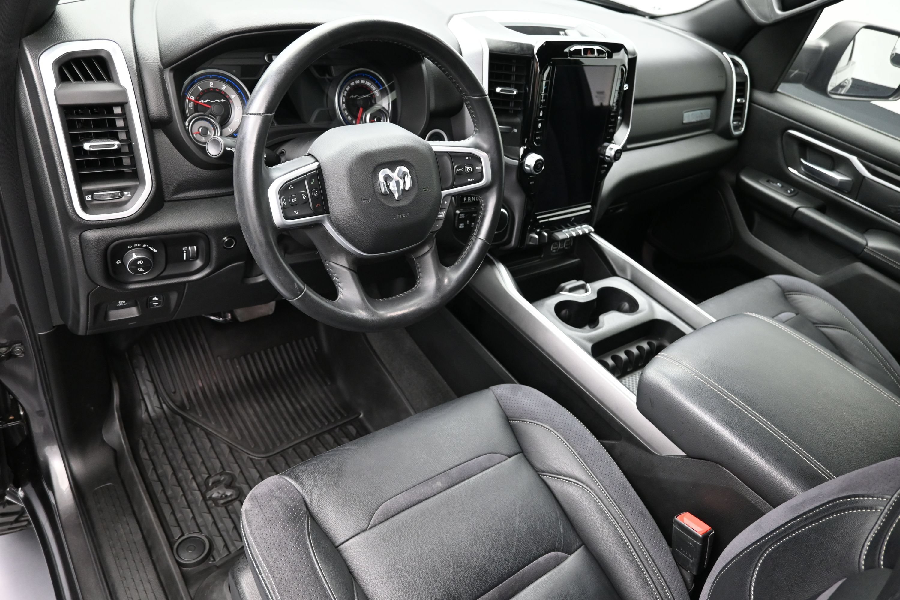 Used 2022 RAM 1500 Big Horn AWD/4WD image 22
