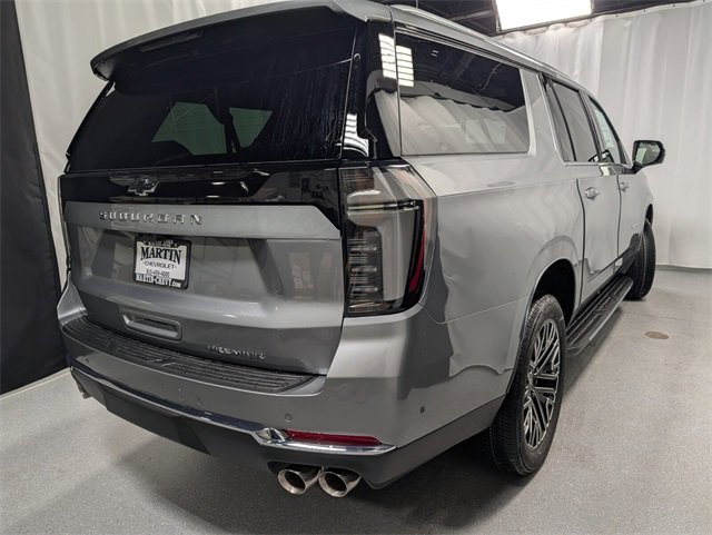 New 2026 Chevrolet Suburban Premier image 4