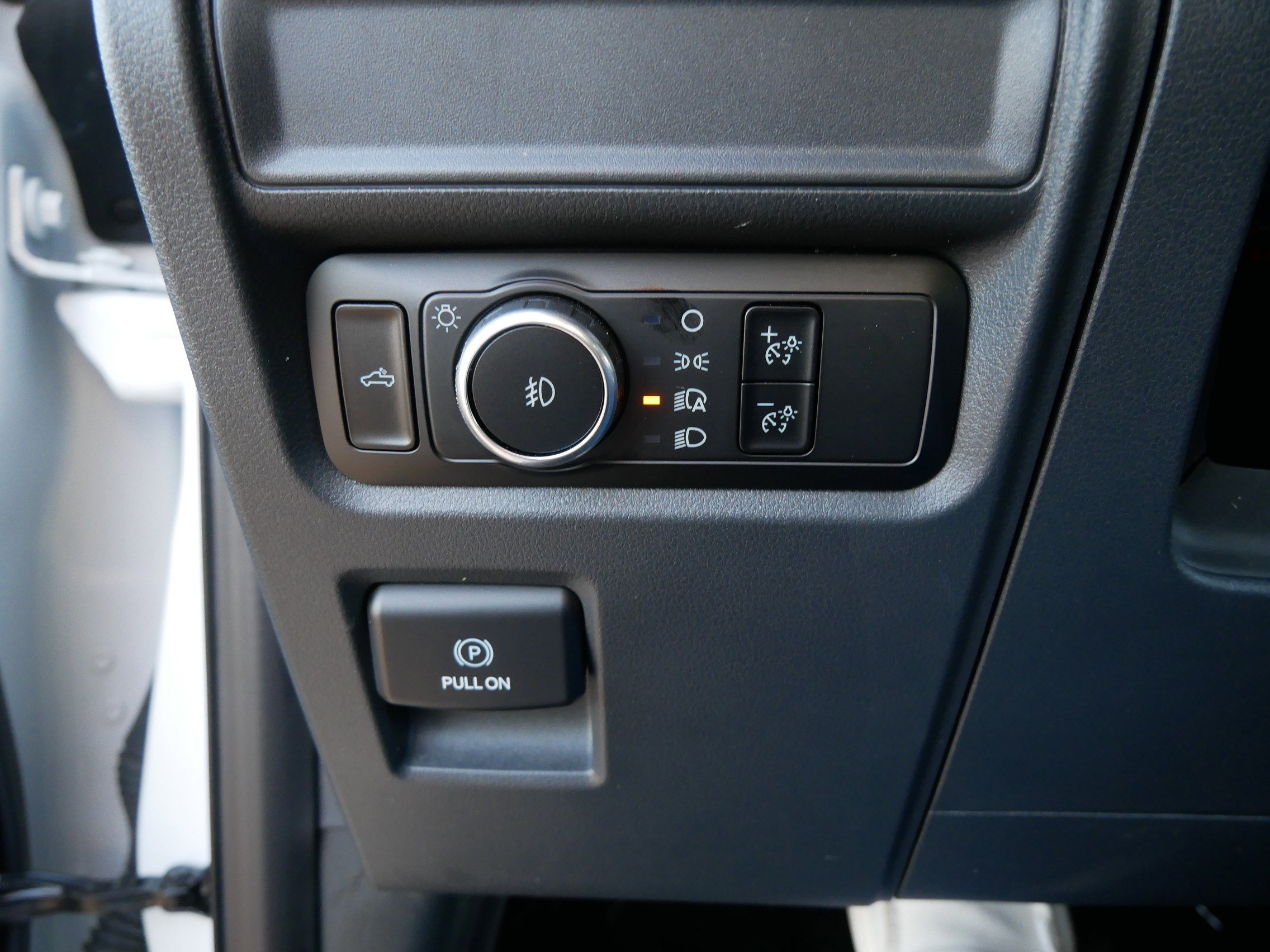 Used 2024 Ford F150 STX image 24