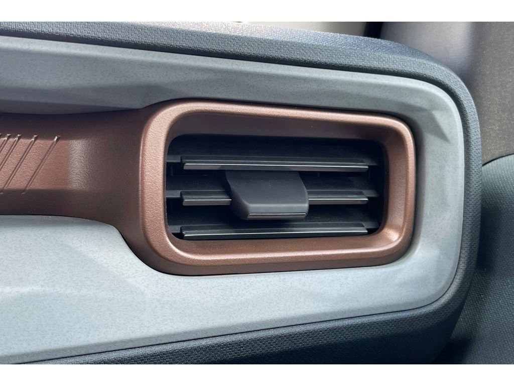 Used 2022 Ford Maverick Lariat FWD image 28