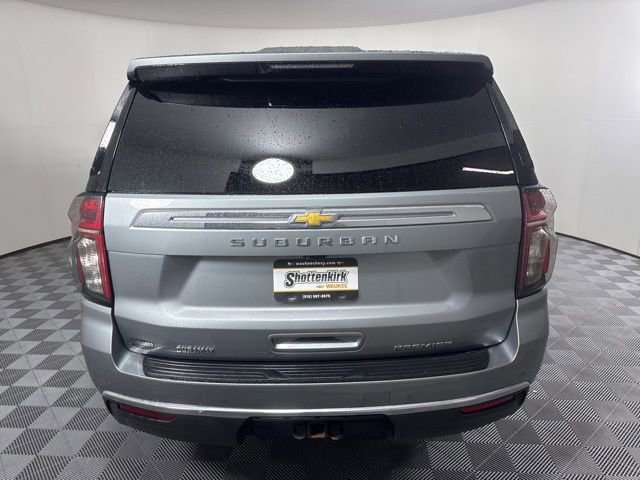 Used 2024 Chevrolet Suburban Premier w/ Advanced Technology Package AWD/4WD image 3