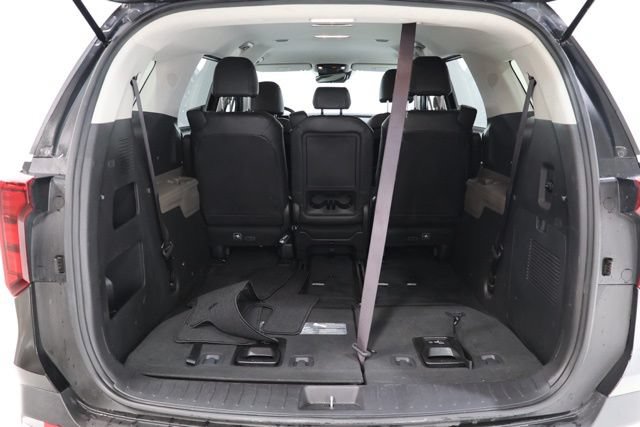 Used 2025 Kia Carnival FWD image 33