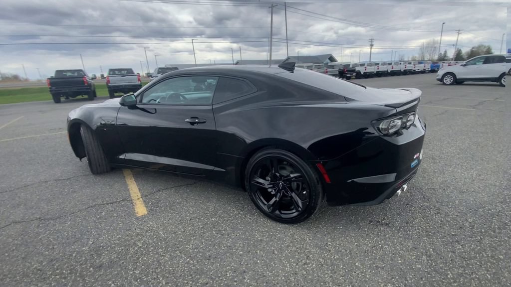 Certified 2024 Chevrolet Camaro LT w/ RS Package RWD image 6