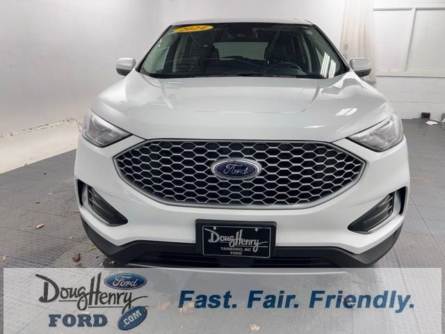 Used 2024 Ford Edge SEL image 2