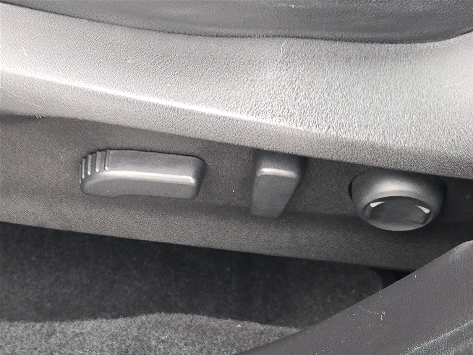 Used 2019 Subaru Forester Limited image 27