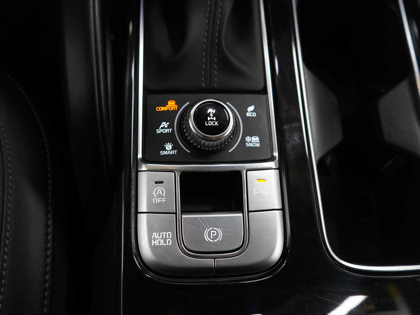 Used 2025 Kia Telluride S image 28