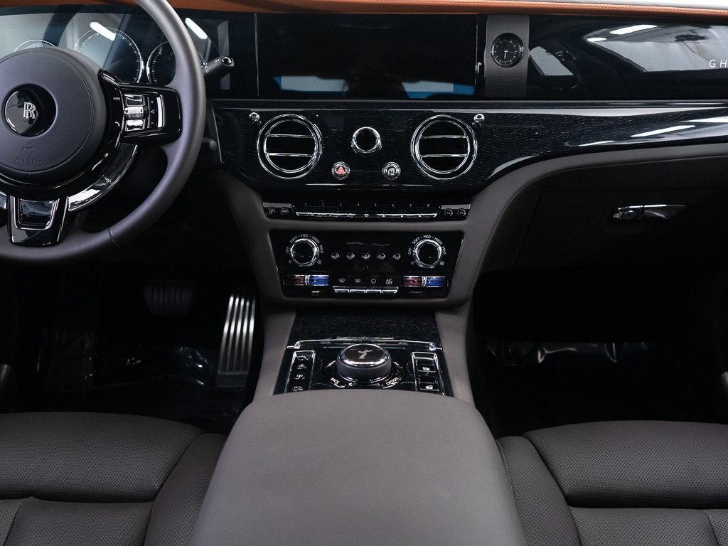 Certified 2024 Rolls-Royce Ghost image 36