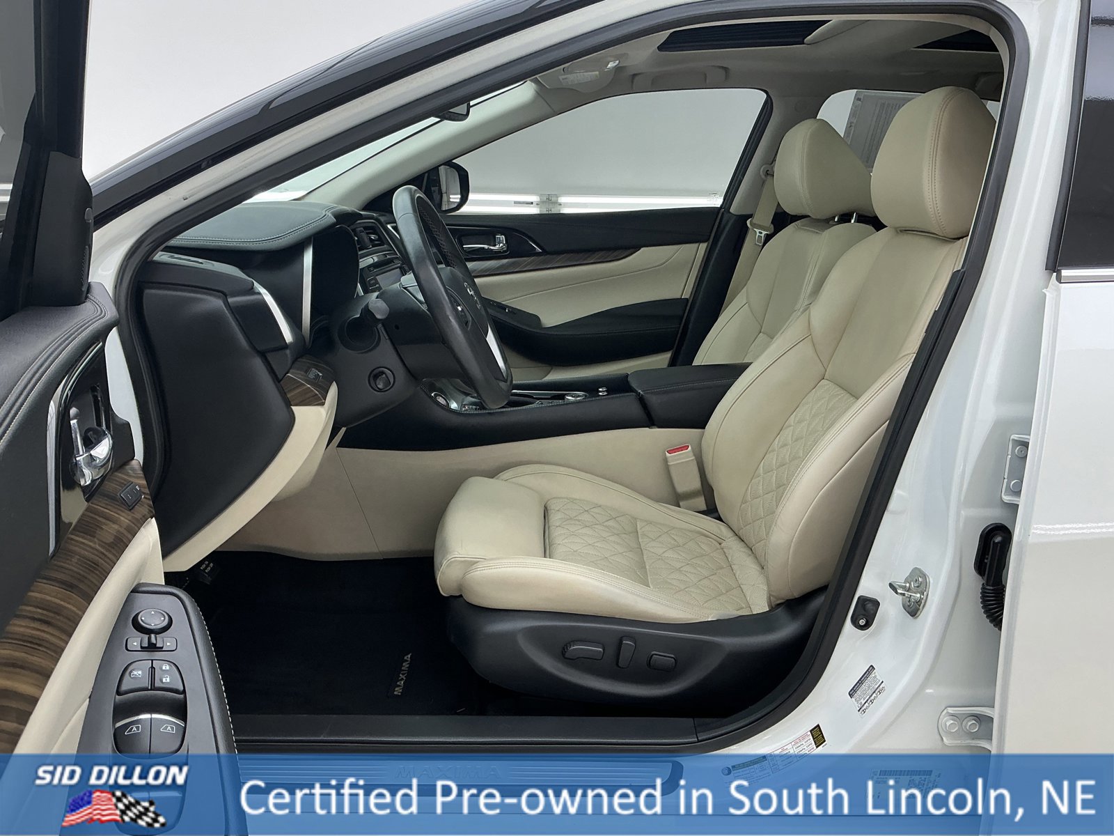 Used 2016 Nissan Maxima Platinum image 17