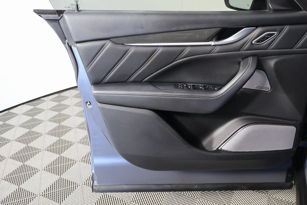 Used 2021 Maserati Levante GranSport AWD/4WD image 11