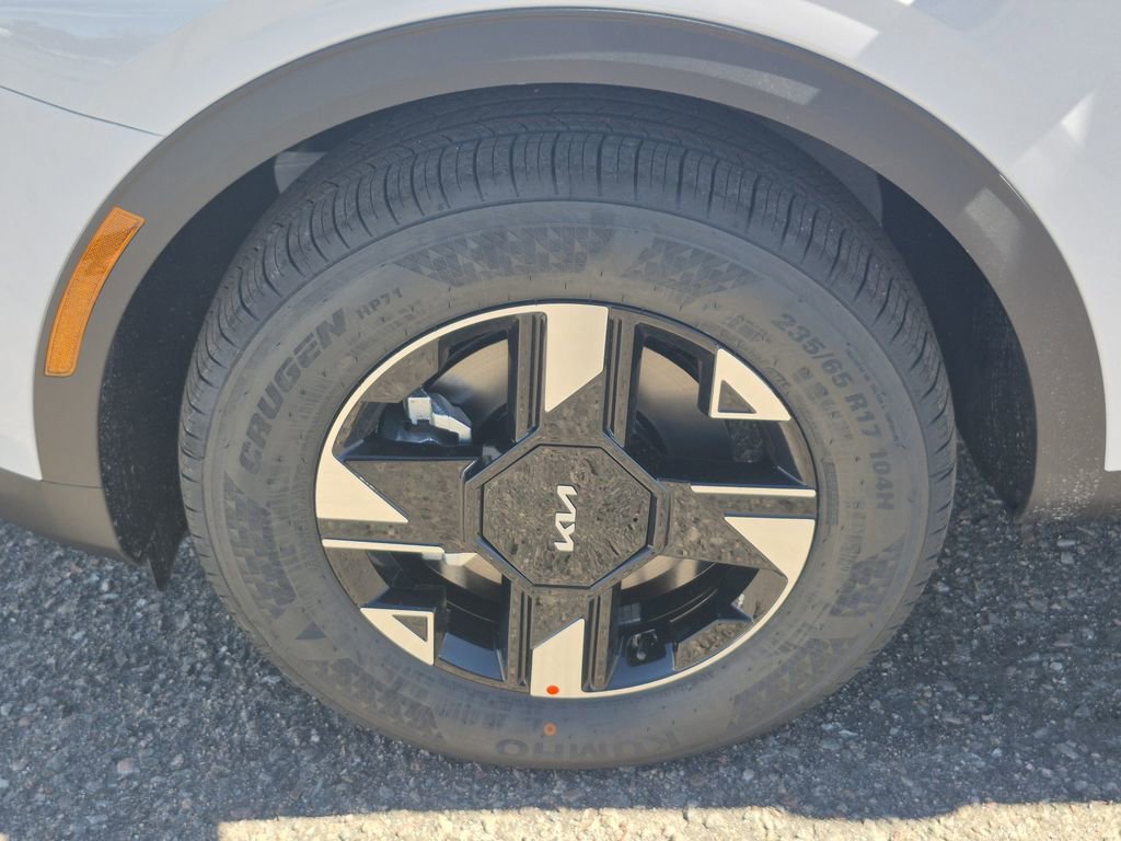 New 2026 Kia Sportage LX image 17