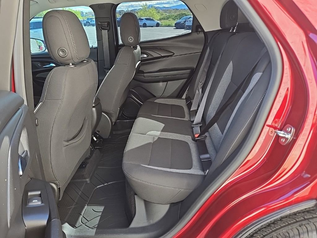 Used 2023 Chevrolet TrailBlazer LT w/ Convenience Package image 38