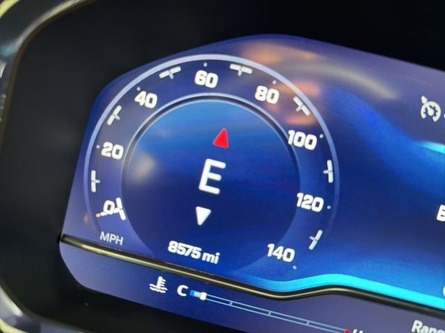 Used 2025 Chevrolet Silverado 1500 LT Trail Boss w/ LPO, Utility Wall Package image 15