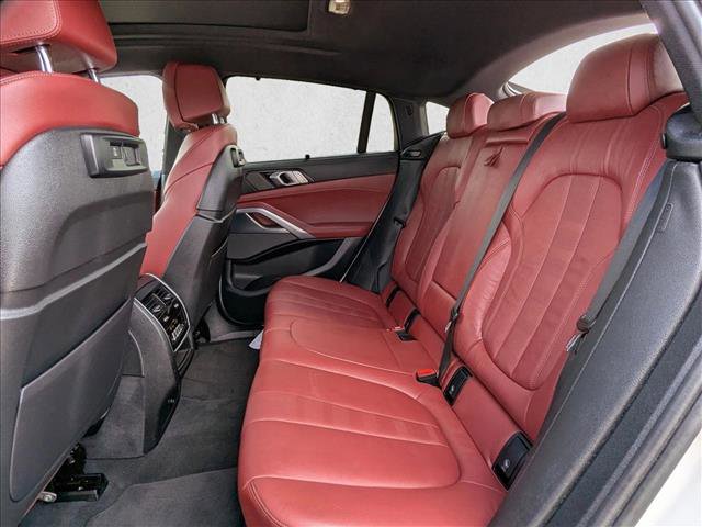Used 2021 BMW X6 xDrive40i w/ M Sport Package image 17