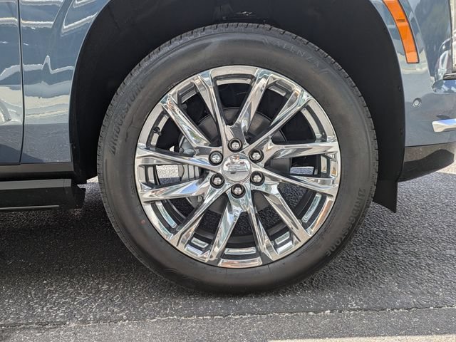 New 2026 Cadillac Escalade ESV Luxury w/ LPO, Radiant Package AWD/4WD image 10