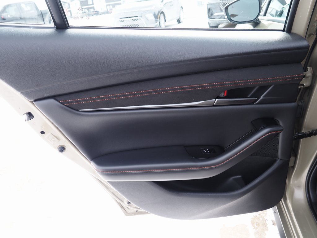 Used 2024 MAZDA MAZDA3 s image 38