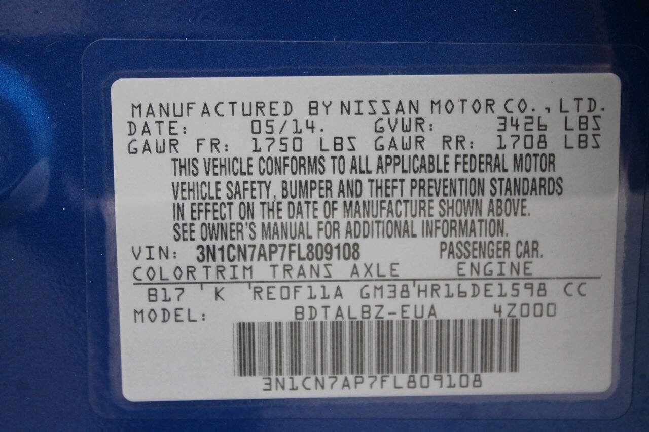 Used 2015 Nissan Versa SV FWD image 14