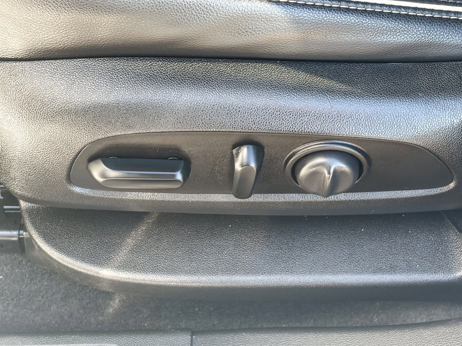 Used 2019 GMC Acadia Denali w/ Technology Package image 22