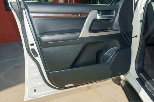 Used 2021 Toyota Land Cruiser image 26