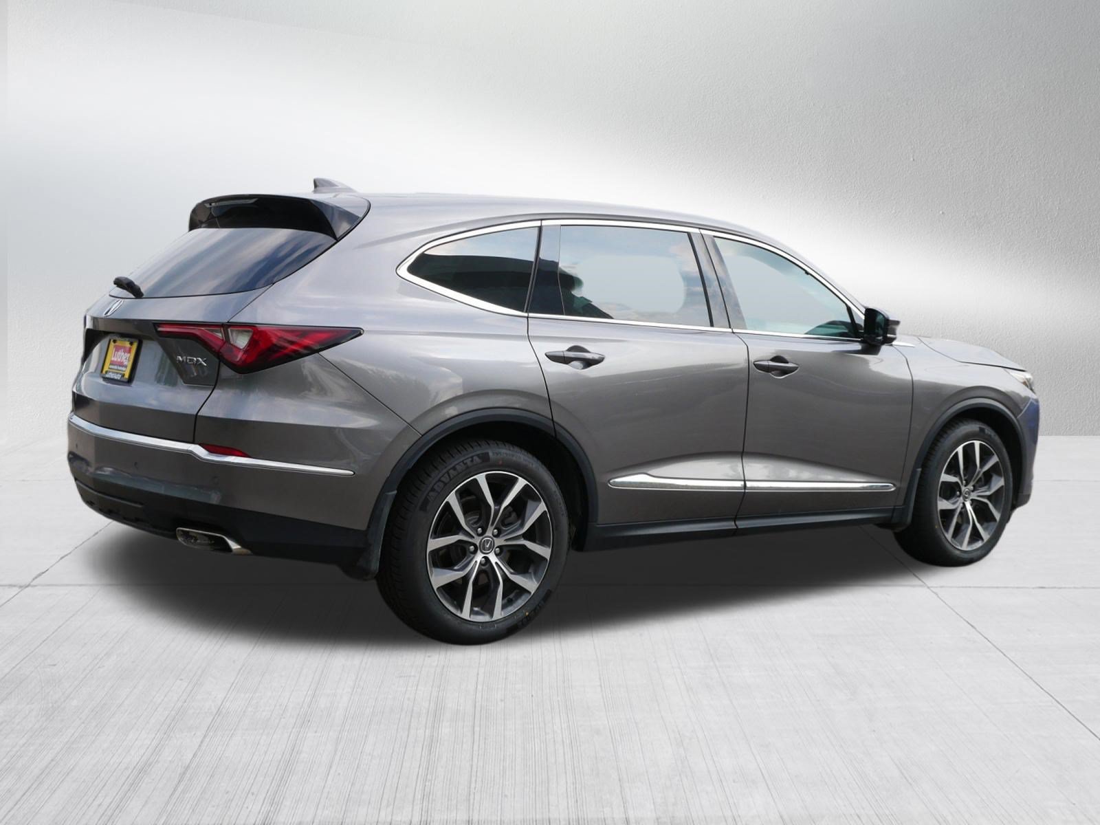 Certified 2024 Acura MDX SH-AWD w/ Technology Package image 7