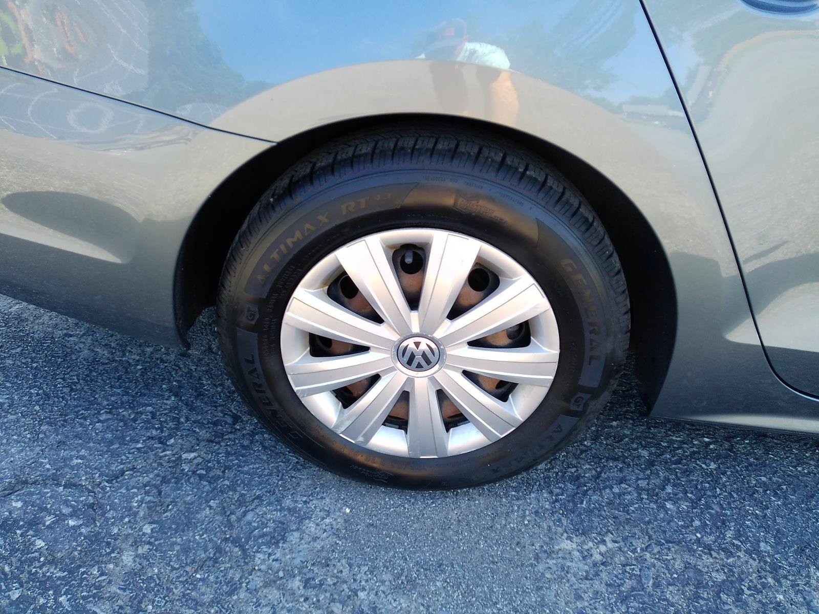 Used 2014 Volkswagen Jetta S FWD image 6