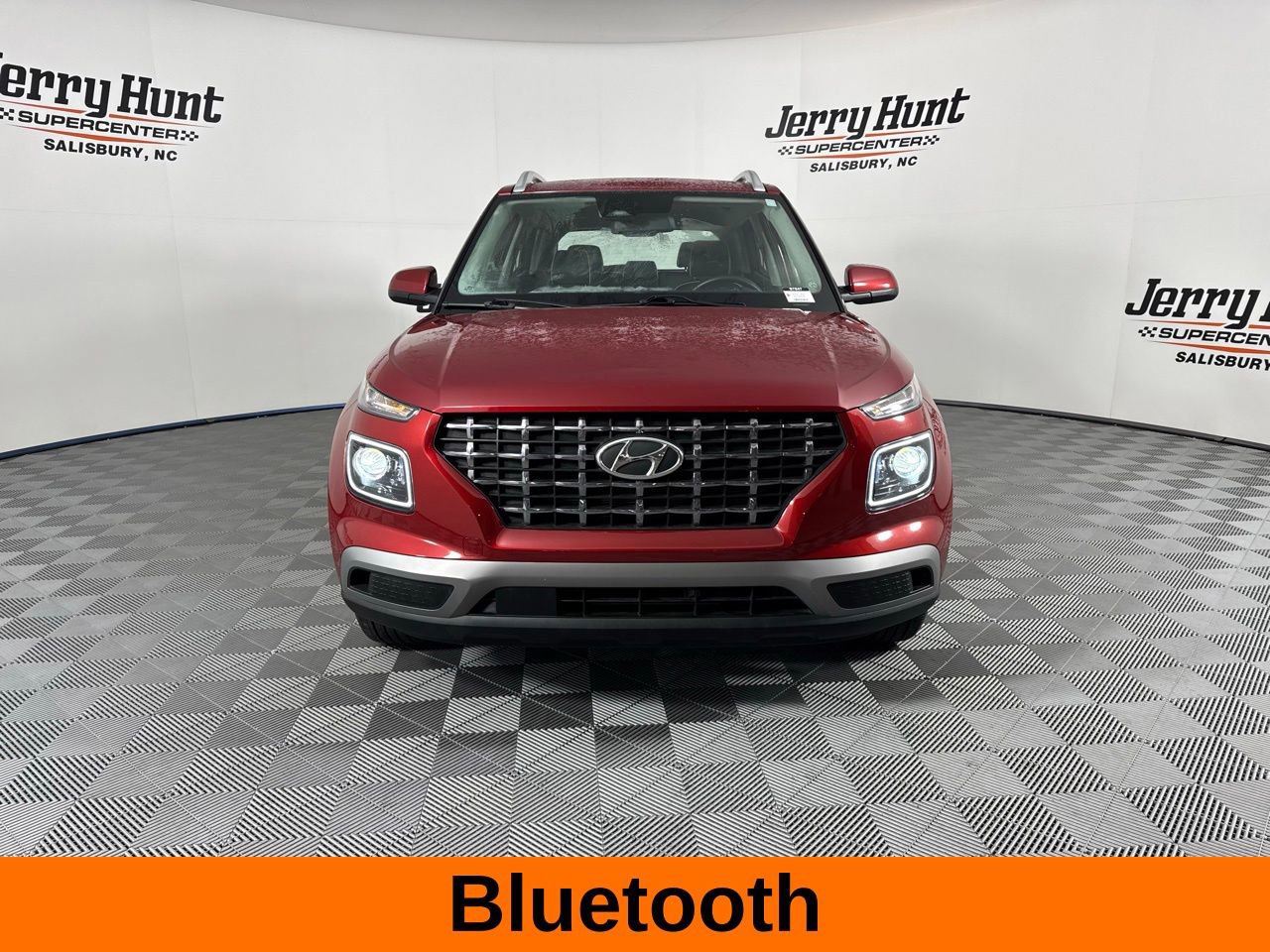 Used 2024 Hyundai Venue Limited image 5