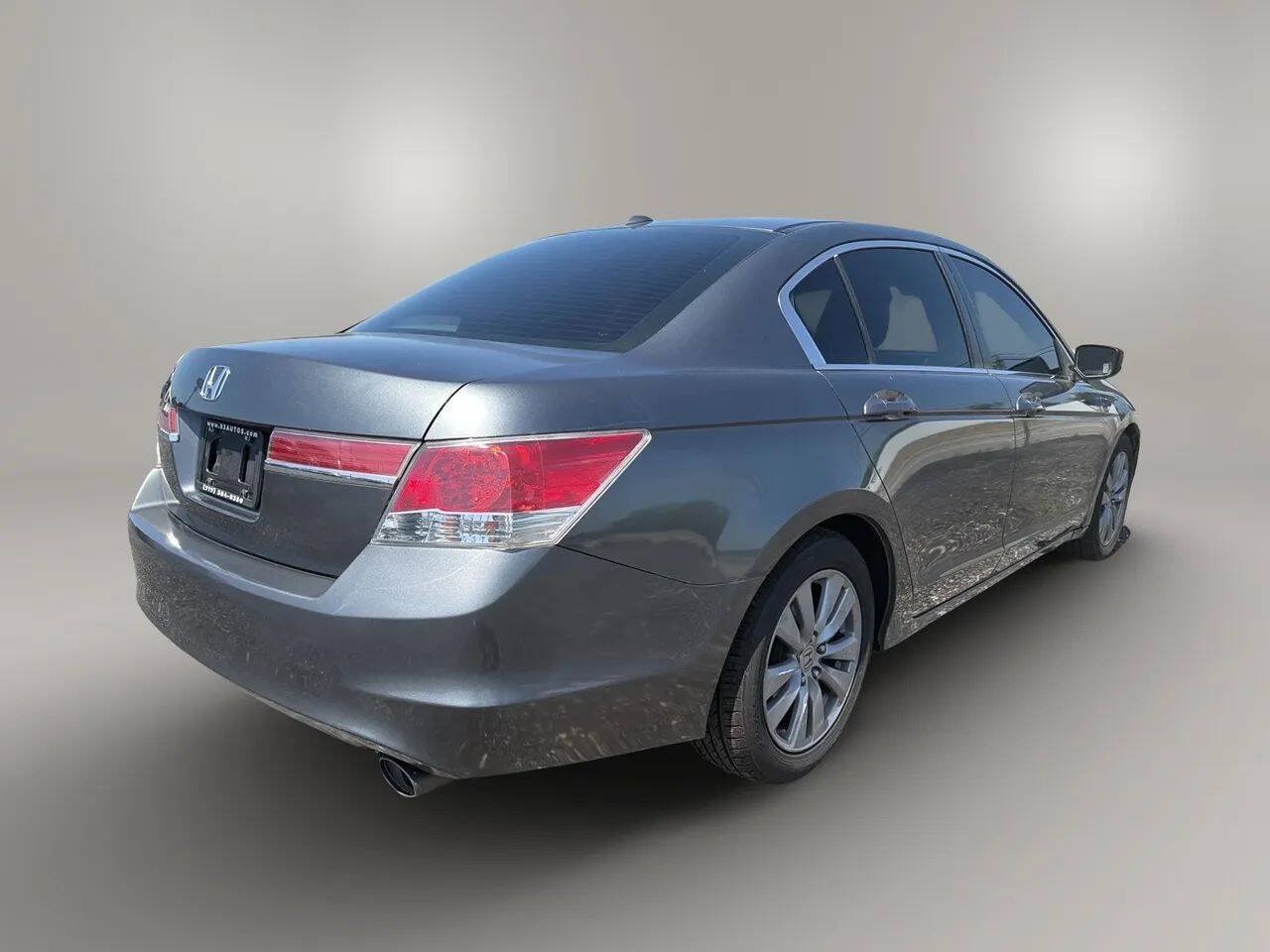 Used 2011 Honda Accord EX-L image 7
