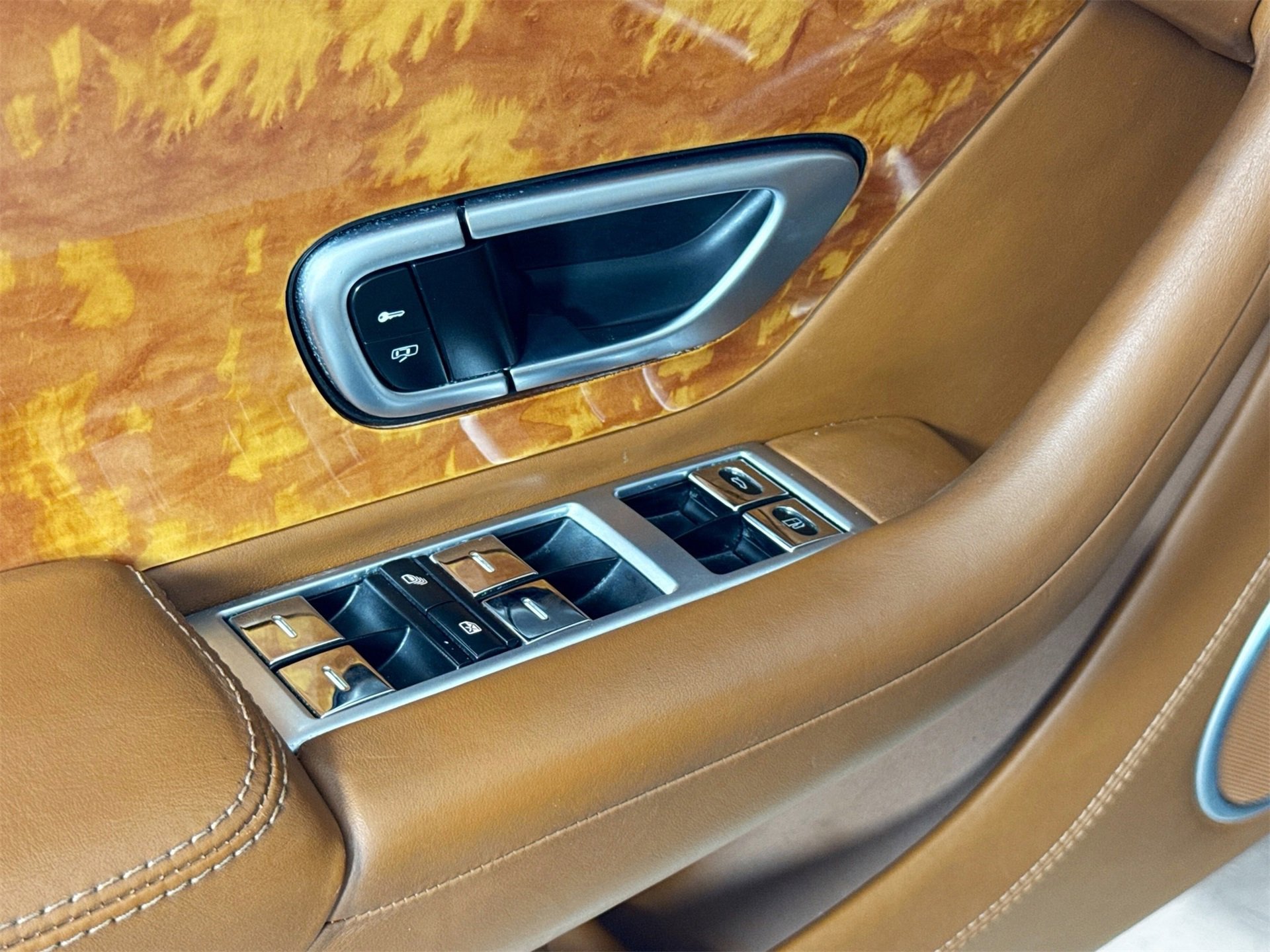 Used 2013 Bentley Continental GT image 15