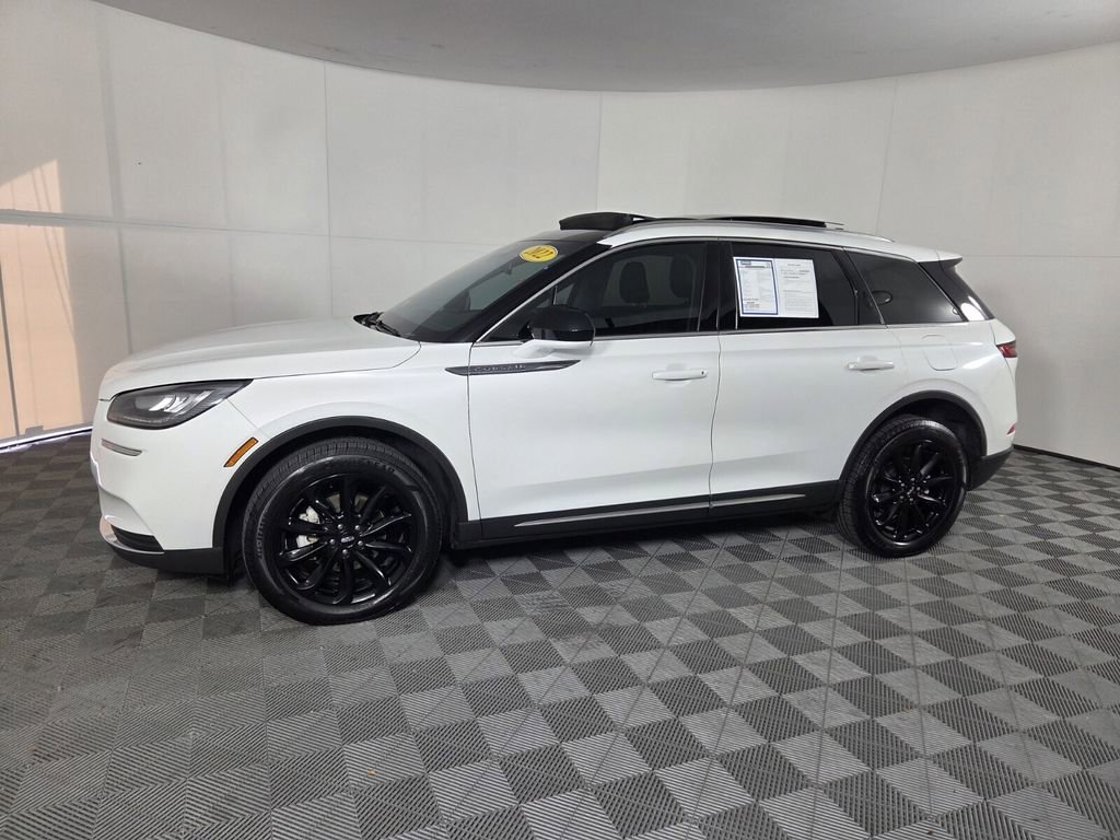 Used 2022 Lincoln Corsair FWD w/ Premium Package image 9