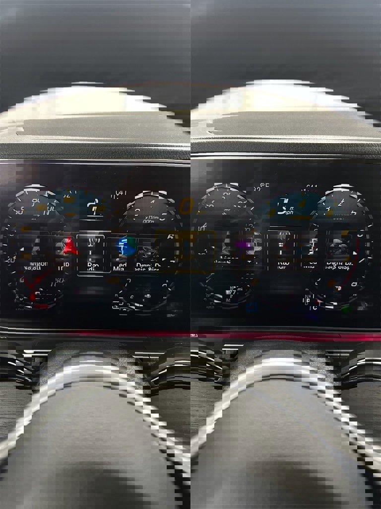 Used 2020 Mercedes-Benz GLE 350 4MATIC image 22