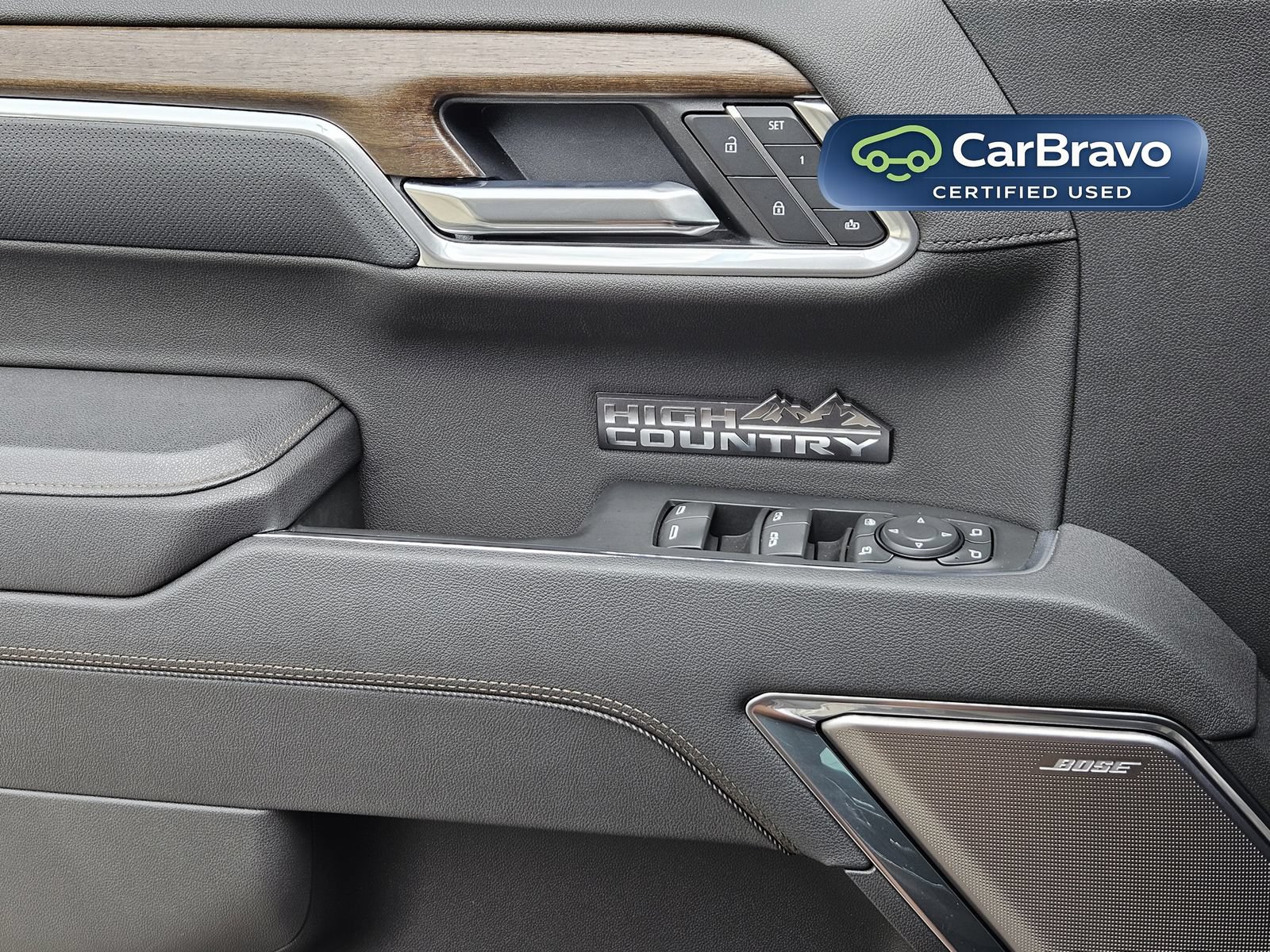 Certified 2025 Chevrolet Silverado 1500 High Country w/ Midnight Edition AWD/4WD image 28