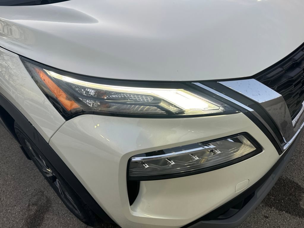 Certified 2023 Nissan Rogue SV w/ SV Premium B Package image 39