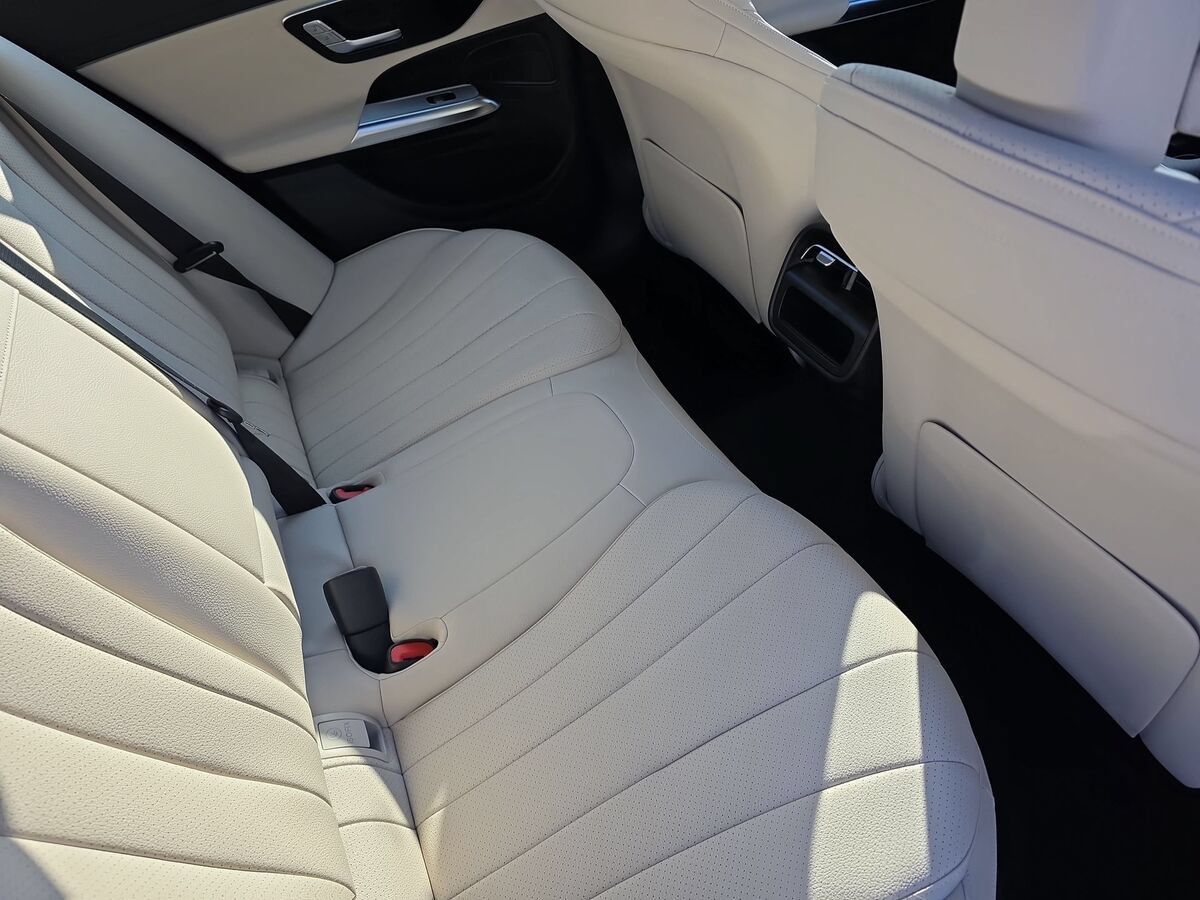 New 2026 Mercedes-Benz E 350 Sedan image 11