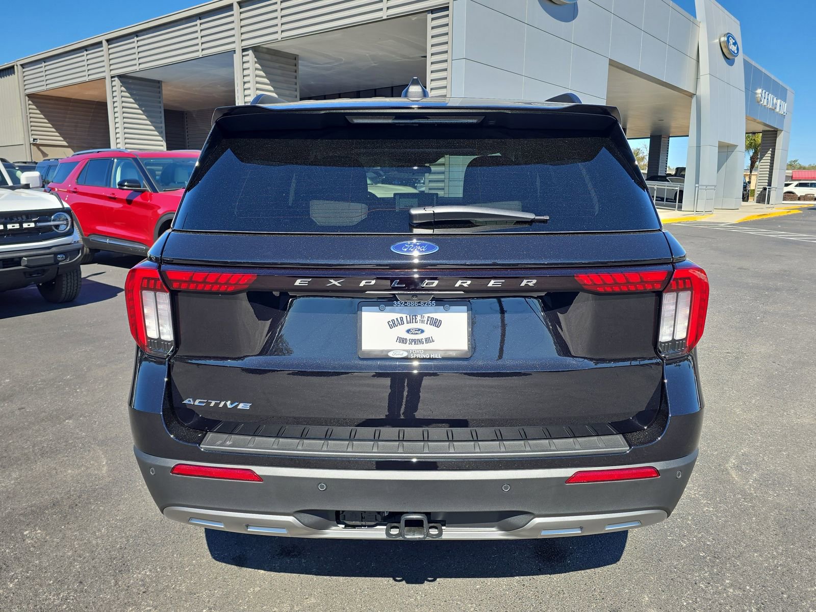 New 2026 Ford Explorer Active w/ Active Comfort Package image 5