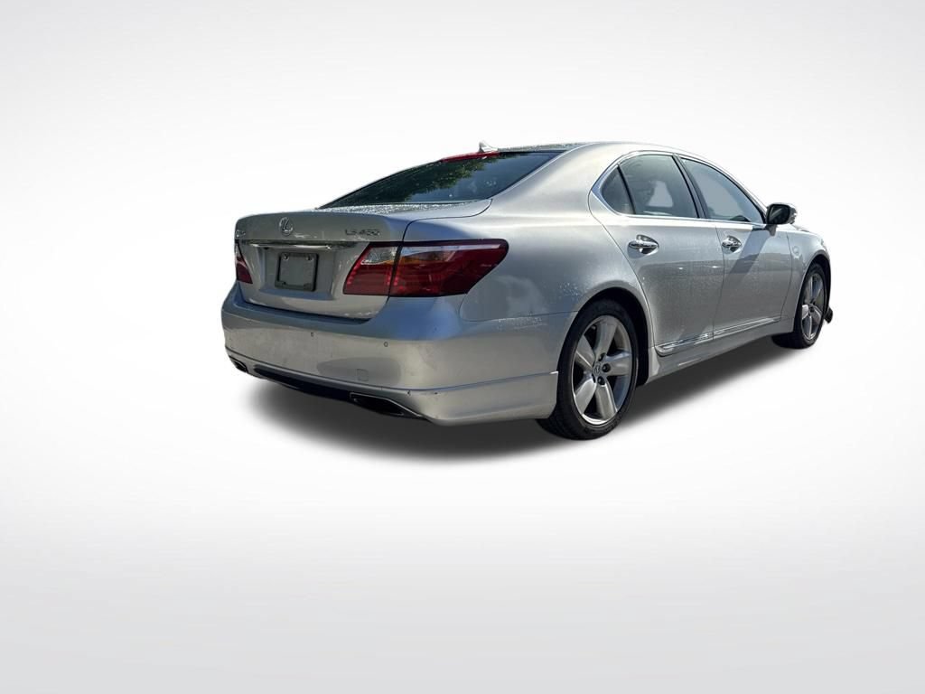 Used 2010 Lexus LS 460 RWD image 5