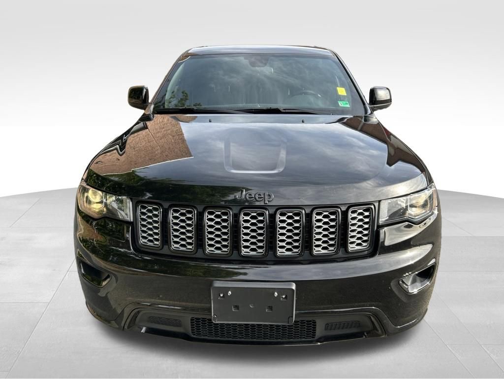 Used 2021 Jeep Grand Cherokee Laredo X RWD image 9