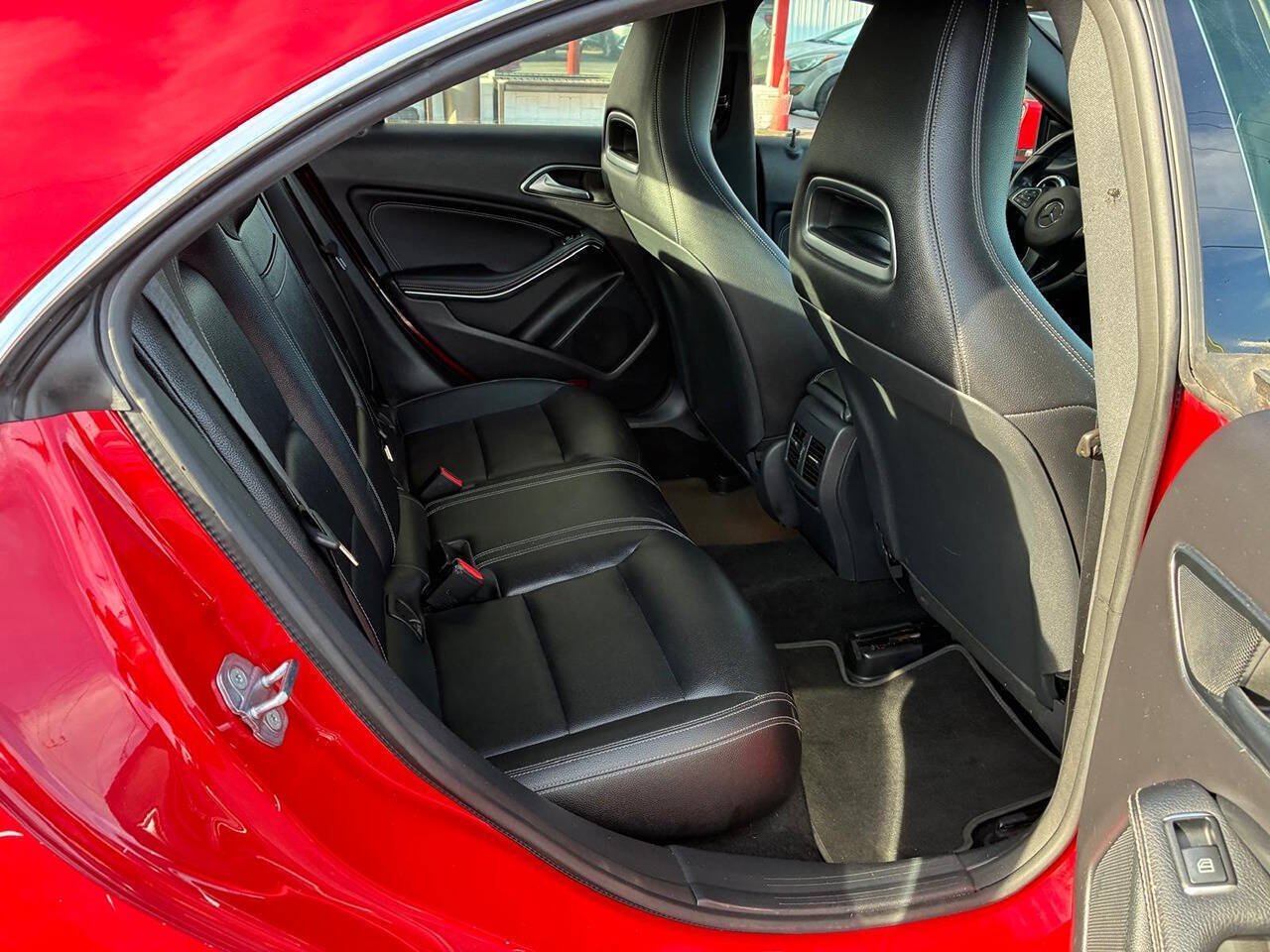 Used 2019 Mercedes-Benz CLA 250 image 13