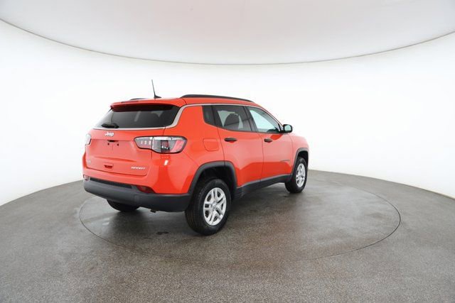 Used 2021 Jeep Compass Sport w/ Cold Weather Group image 17