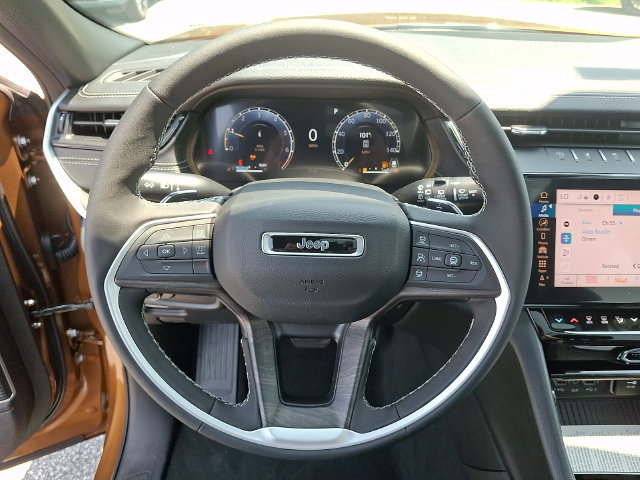 New 2026 Jeep Grand Cherokee L Limited AWD/4WD image 15